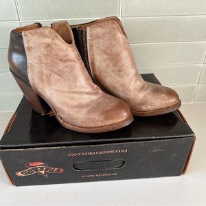 Women’s free birds boots. Size 7